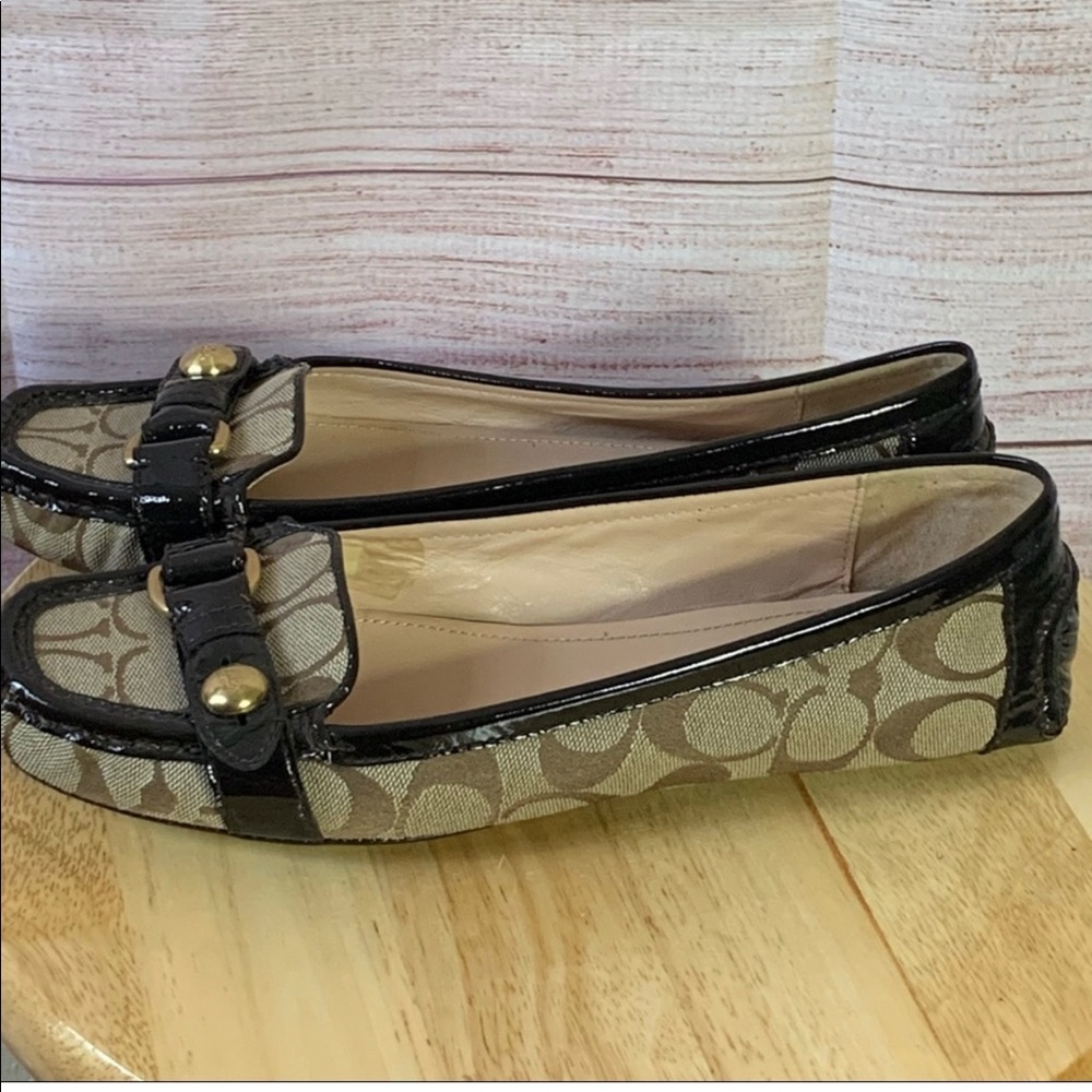 ***BEST BUY***Coach Genuine Helen Loafers Size 9B Authentic
